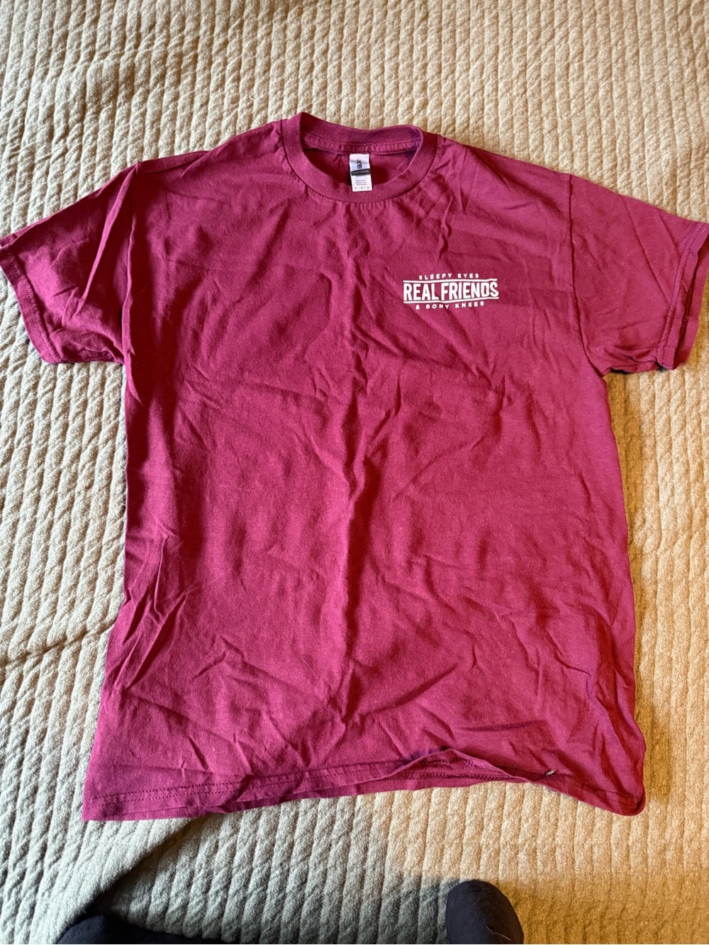 Gildan Maroon Crewneck T-Shirt